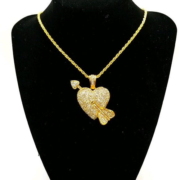 Tag Pendant Supreme Gold Heart And Arrow Pendant Heart Toggle